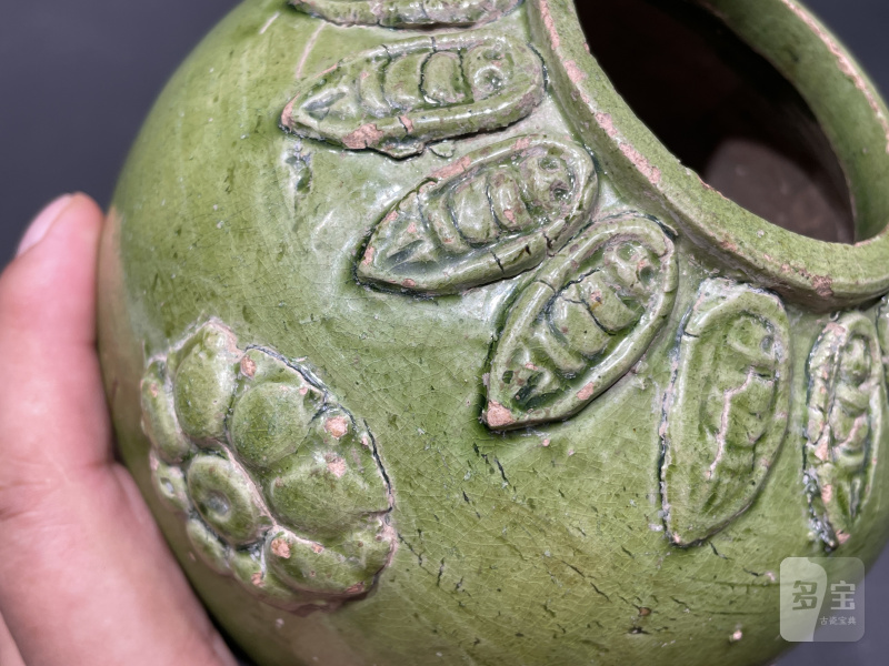 明 巩县窑贴塑宝象花蝉纹罐 - 图6